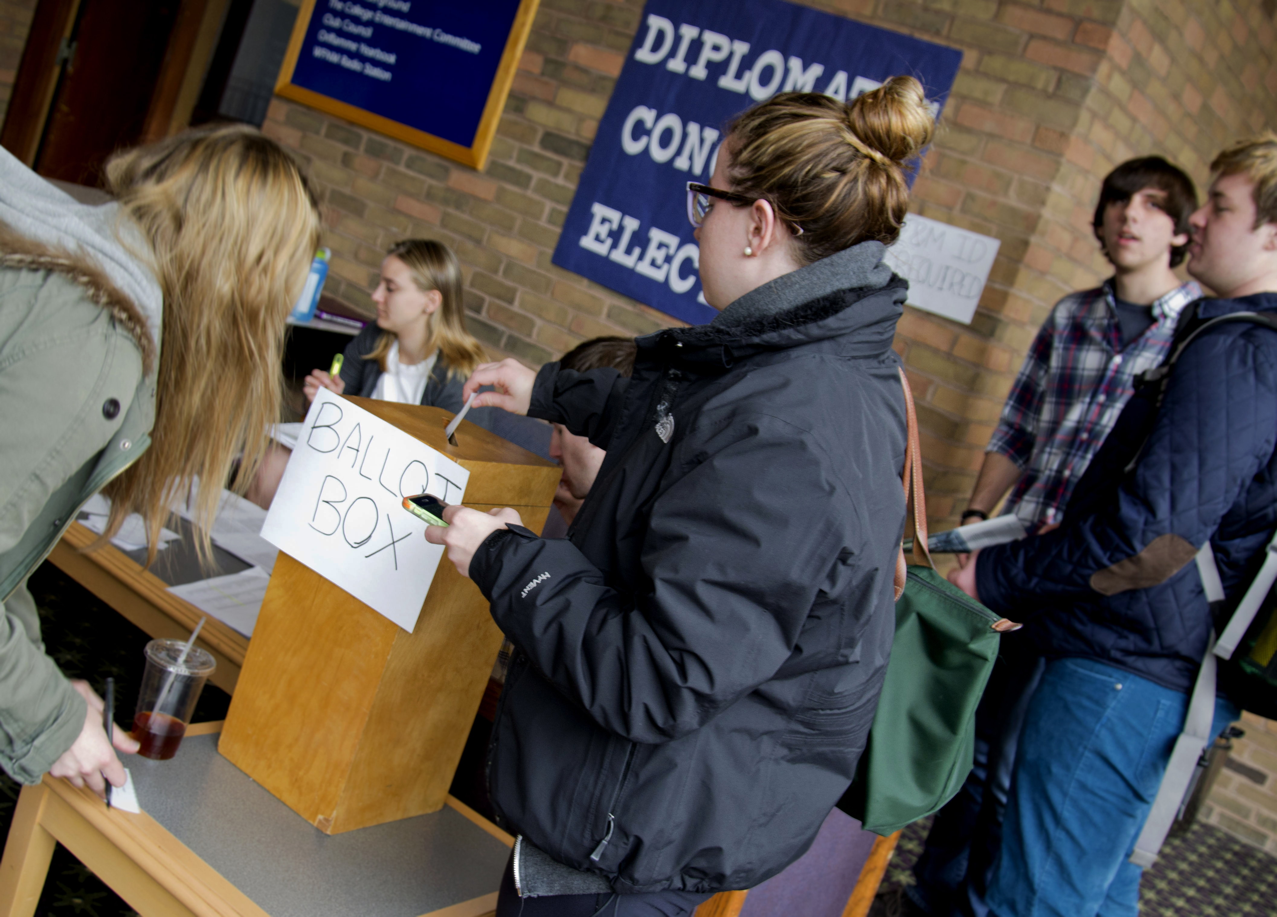 Elections for the executive board of the Diplomatic Congress were held last Tuesday, April 1, on the second floor of the Steinman College Center. Photo by Krissy Montville '14